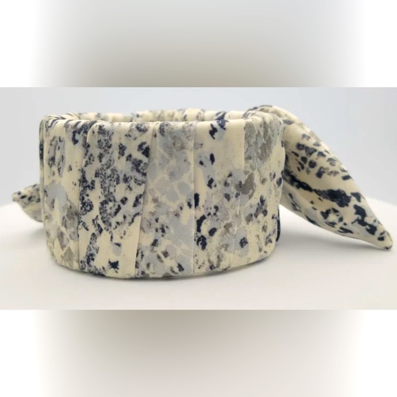 Silk Python print twilly wrapped hinged bangle cuff bracelet - Picture 4 of 6